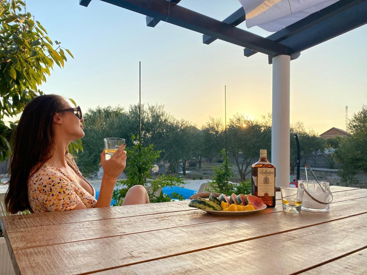 Villa Bubica- Cozy Holiday Home In Rural Area With Pool Stankovci  Exterior foto